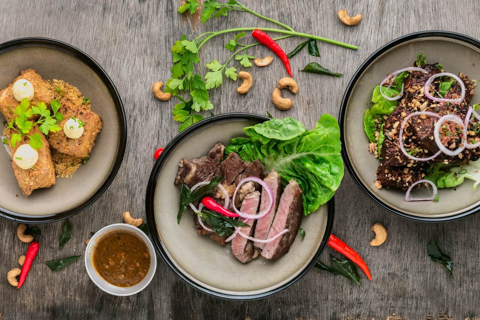Modern restaurant table setting